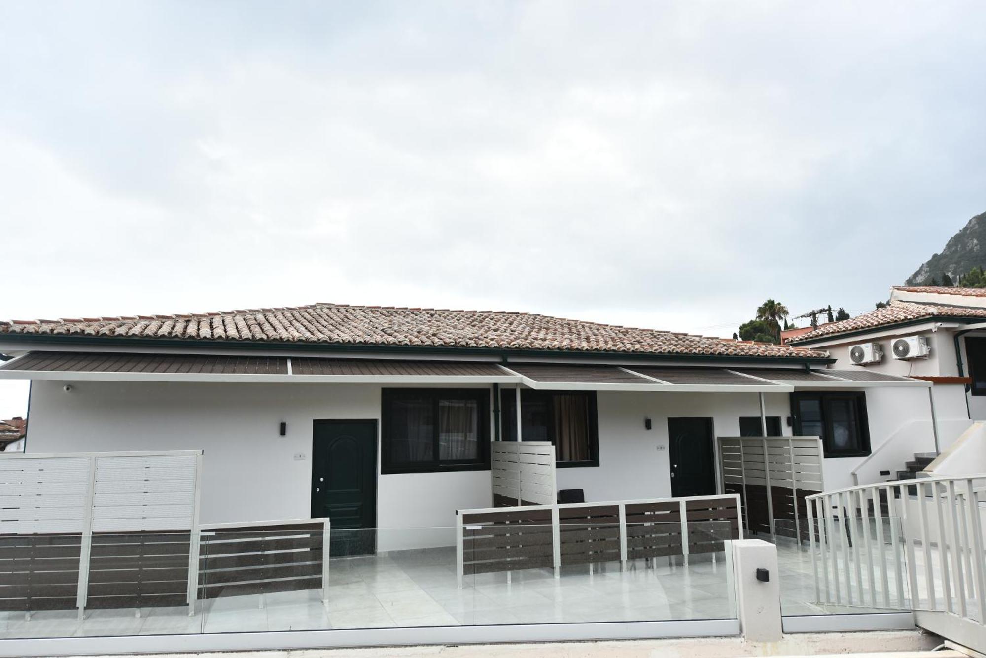 Corfu Gold Luxury Suites Беницес Екстериор снимка
